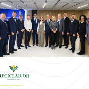 Reciclad’OR investește la ASE Facultatea de Drept Reciclad'OR investește la ASE Facultatea de Drept